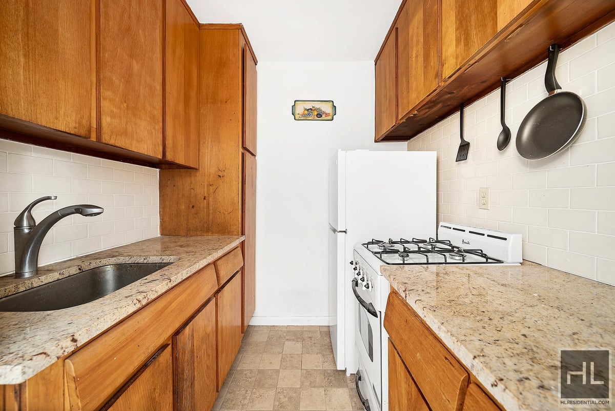 Photo for 345 East 52nd Street - 345 East 52nd Street Cooperative in Midtown East, Manhattan