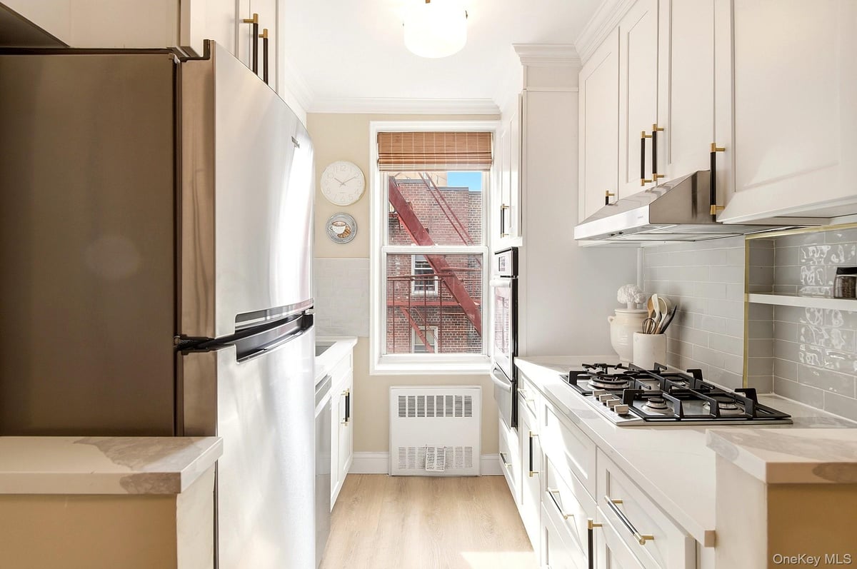 Photo for The Presidential - 601 Kappock Street Cooperative in Spuyten Duyvil, Bronx