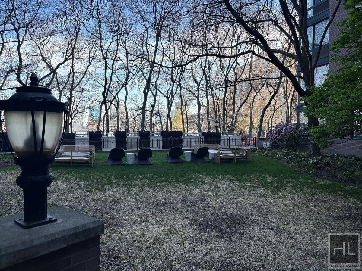 Photo for The Visionaire - 70 Little West Street Condominium in Battery Park City, Manhattan