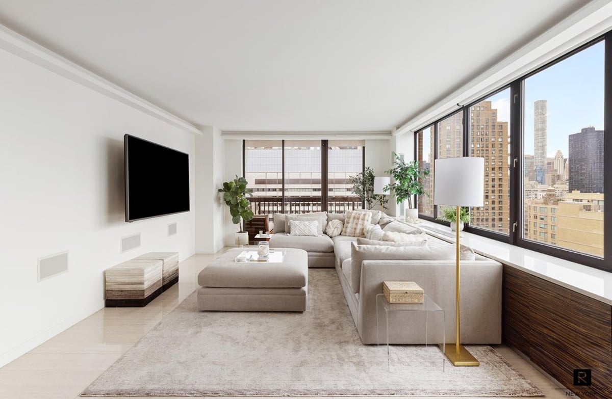 Photo for The Oxford - 422 East 72nd Street Condominium in Upper East Side, Manhattan