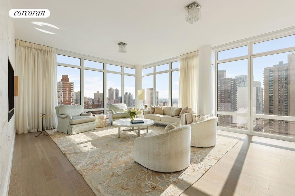Photo for The Charles - 1355 1St Avenue Condominium in Lenox Hill, Manhattan