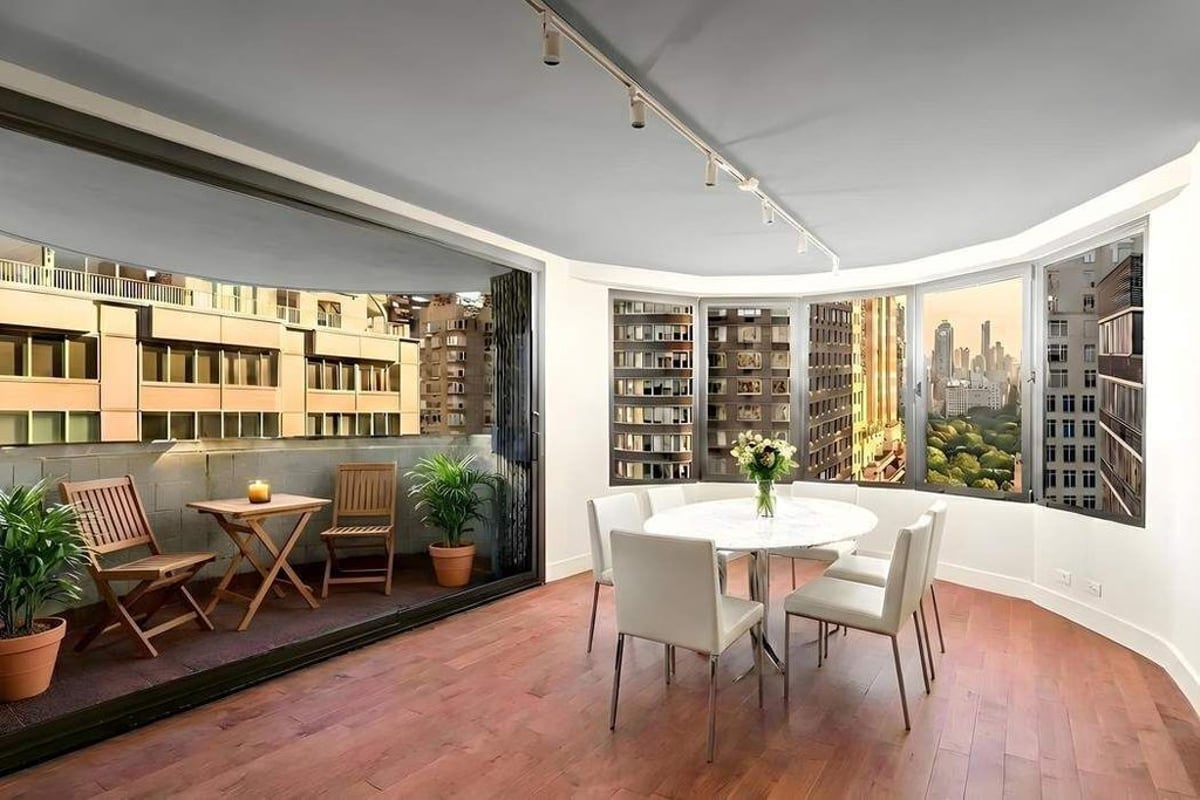 Photo for Lincoln Plaza Tower - 44 West 62nd Street Cooperative in Upper West Side, Manhattan