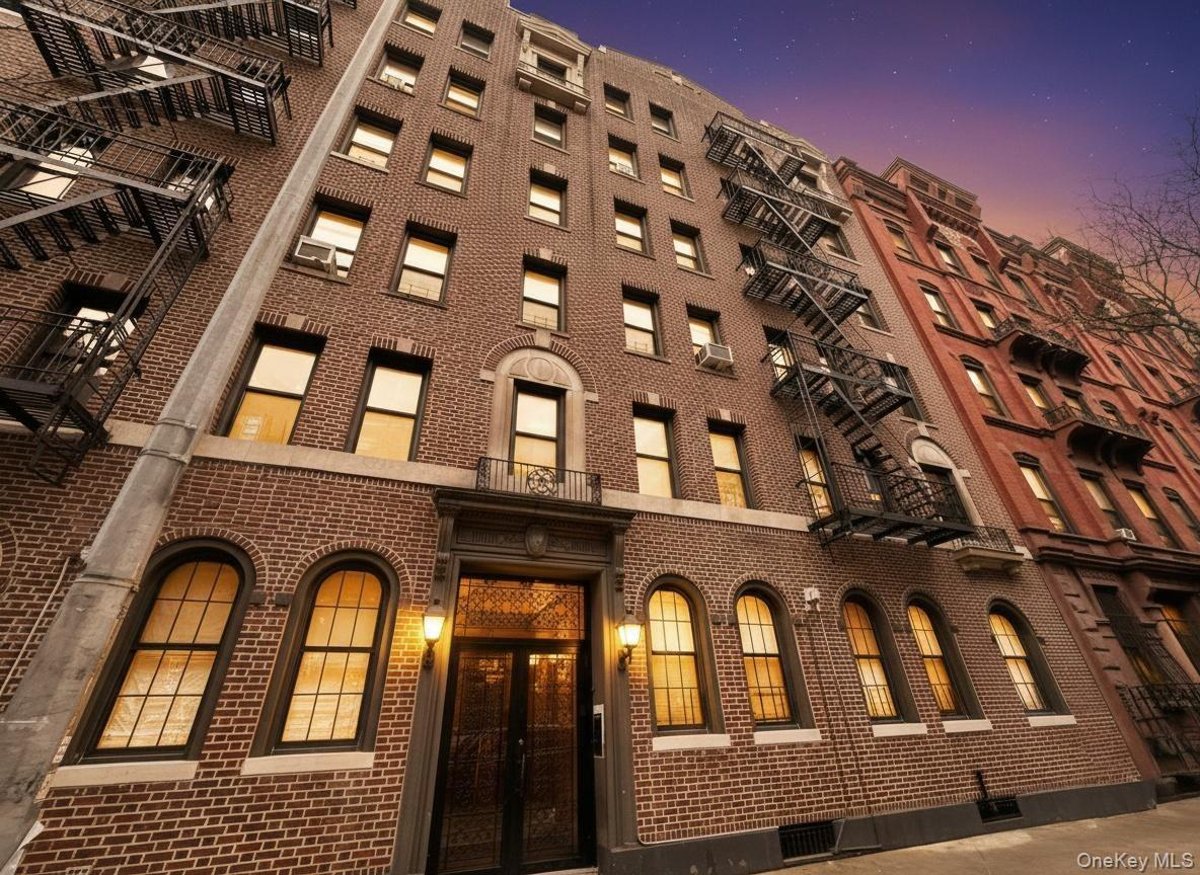 Photo for 130 WEST 16 STREET - 130 West 16th Street Cooperative in Chelsea, Manhattan