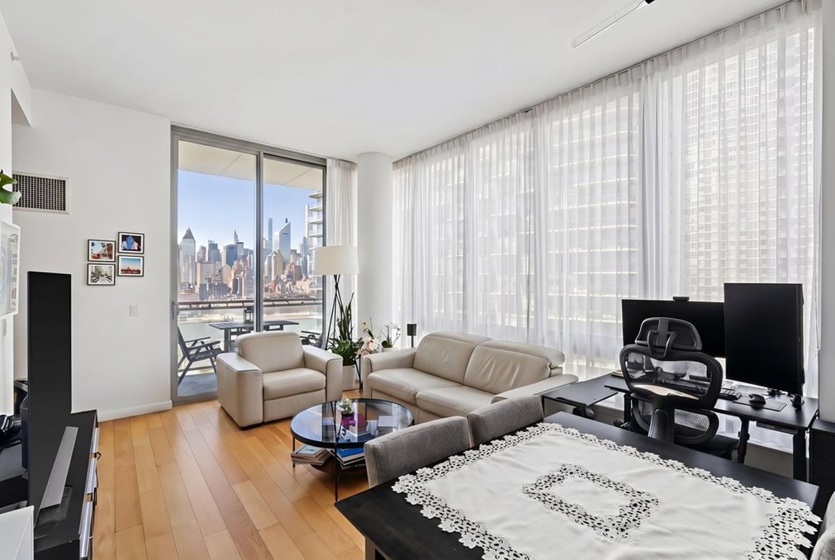 Photo for The View at East Coast - 46-30 Center Boulevard Condominium in Long Island City, Queens