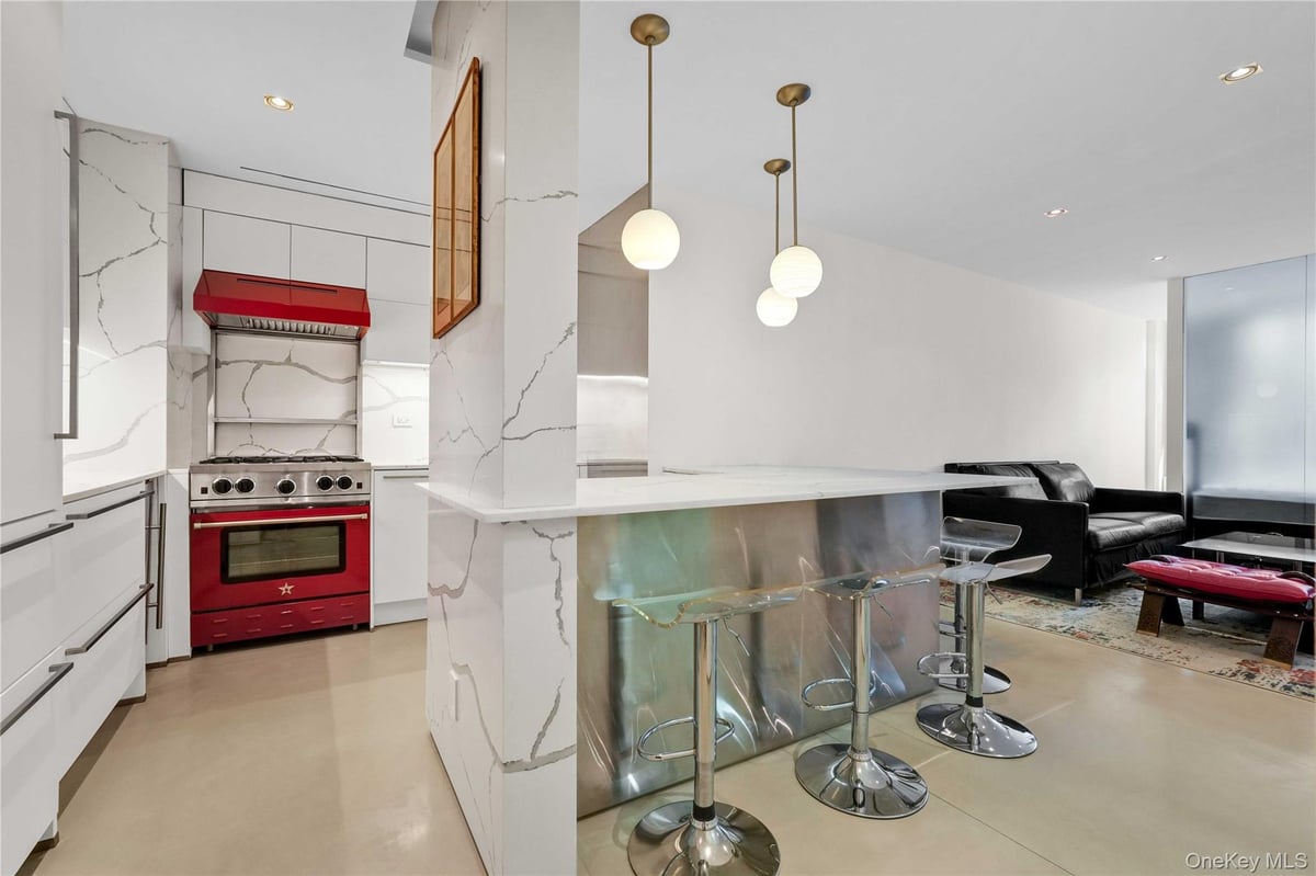Photo for The Galleria - 117 East 57th Street Condominium in Midtown East, Manhattan