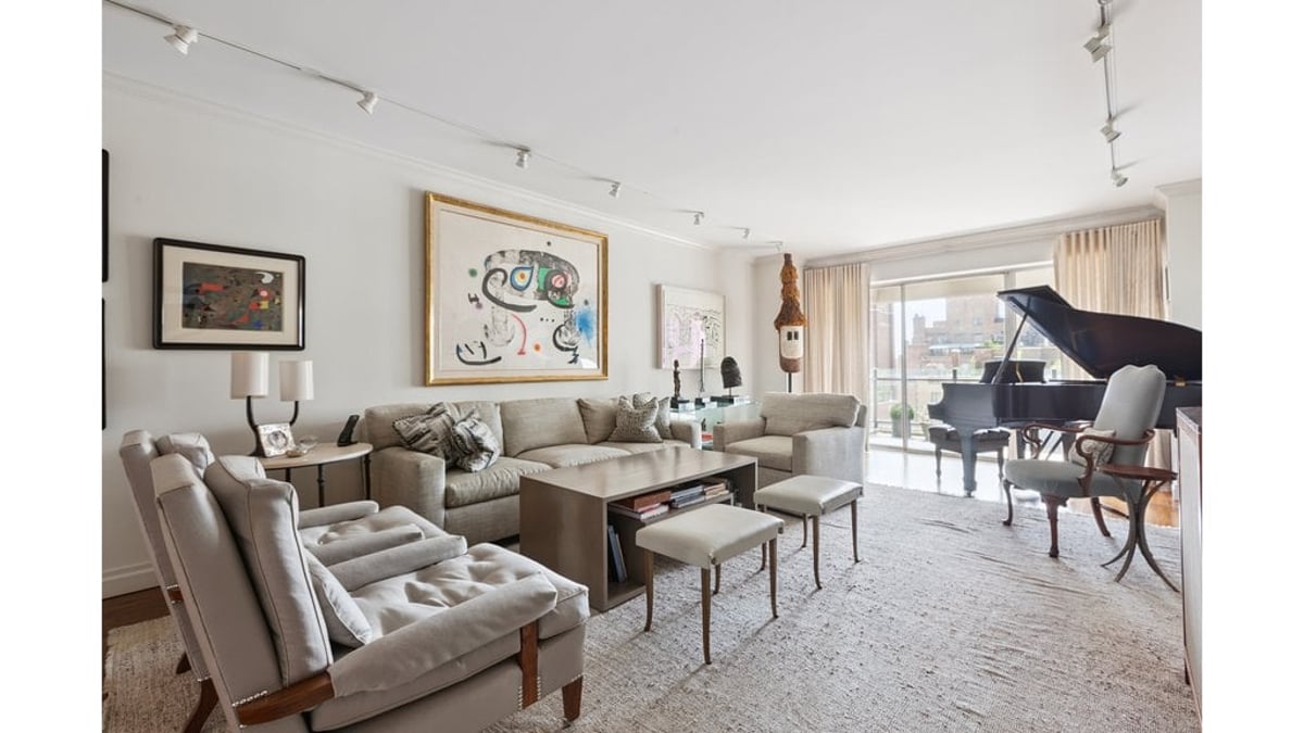 Photo for The Sovereign - 425 East 58th Street Cooperative in Sutton Place, Manhattan