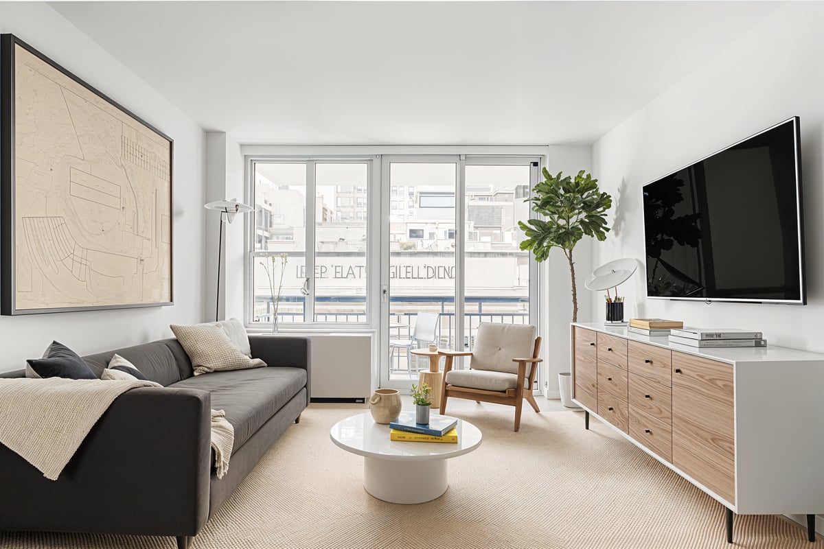 Photo for Hollingsworth - 70 West 37th Street Rental Building in Midtown South, Manhattan