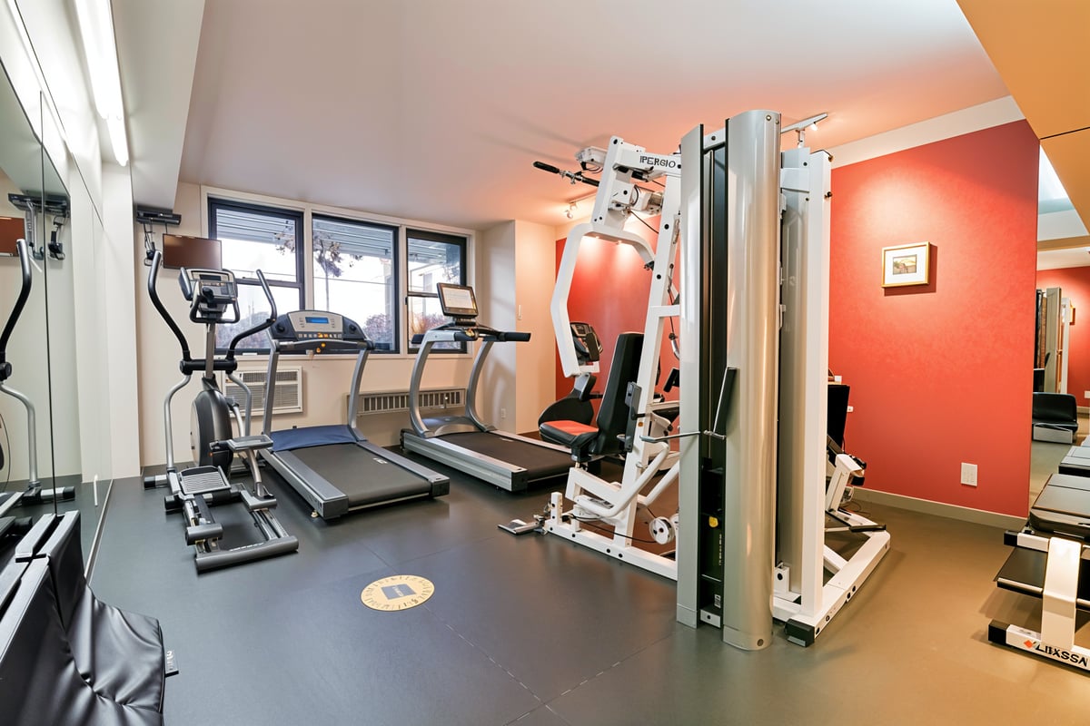 Photo for Wimbledon Tower - 236 East 36th Street Rental Building in Murray Hill, Manhattan