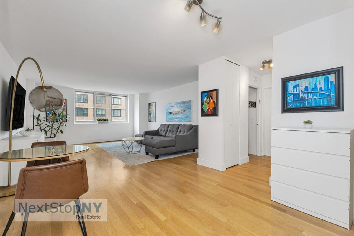 Photo for Mill Rock Plaza - 345 East 93rd Street Cooperative in Upper East Side, Manhattan