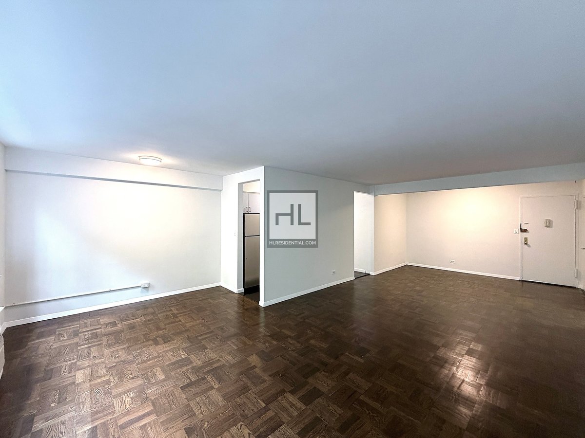Photo for 20 BEEKMAN PLACE - 20 Beekman Place Rental Building in Midtown East, Manhattan