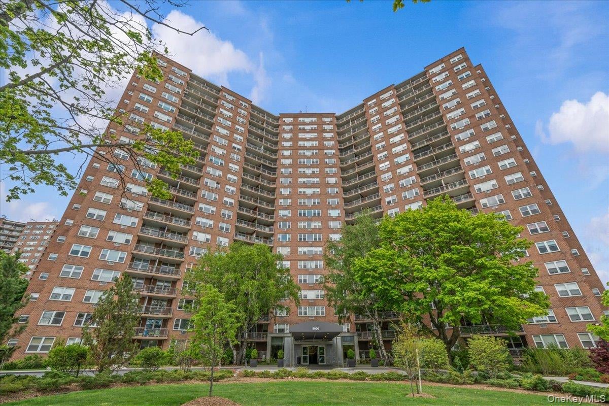 Photo for Skyview - 5800 Arlington Avenue Cooperative in West Bronx, Bronx