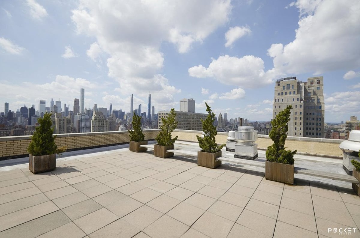 Photo for East Winds Condominium - 345 East 80th Street Condominium in Upper East Side, Manhattan