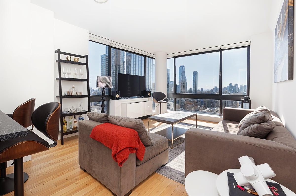 Photo for Tower 31 - 9 West 31St Street Mixed Use in Midtown South, Manhattan