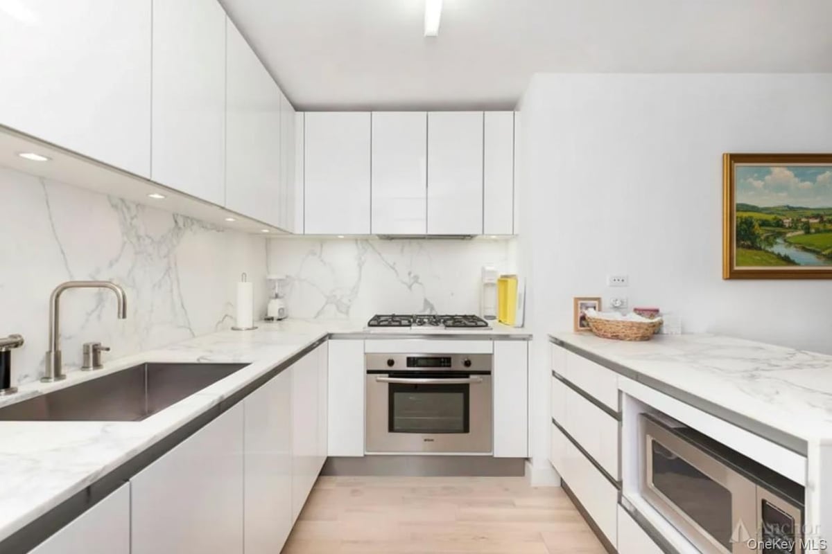 Photo for The Sheffield - 322 W 57th Street Condominium in Midtown West, Manhattan