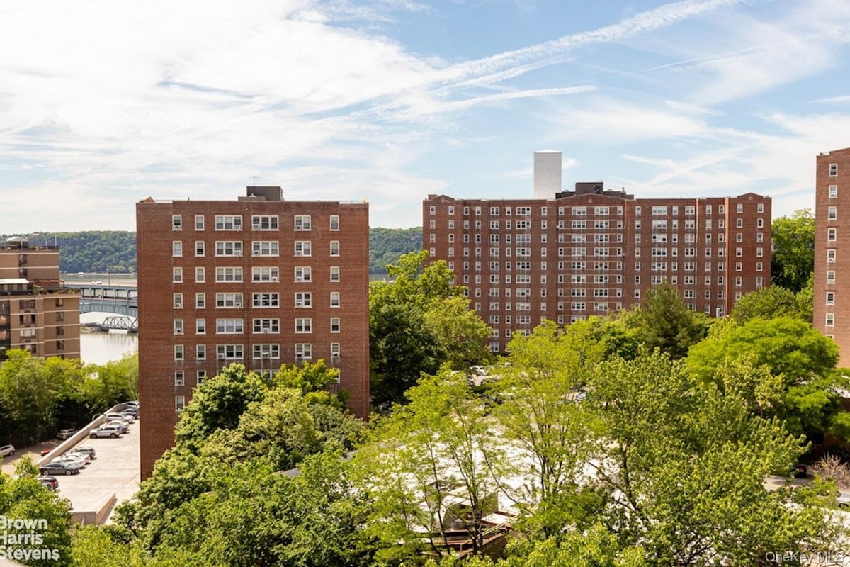 Photo for River Point Towers - 555 Kappock Street Cooperative in West Bronx, Bronx