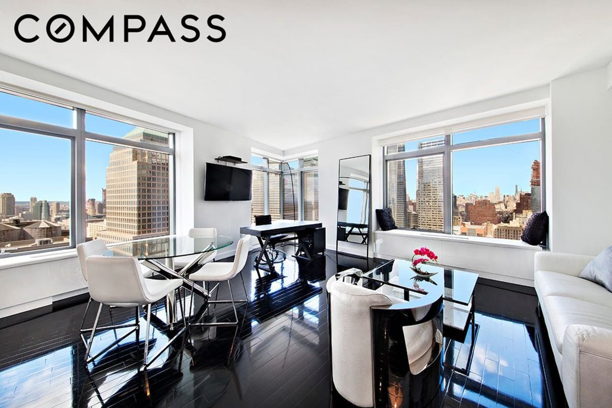 Photo for W Downtown Hotel & Residences - 123 Washington Street Condominium in Financial District, Manhattan
