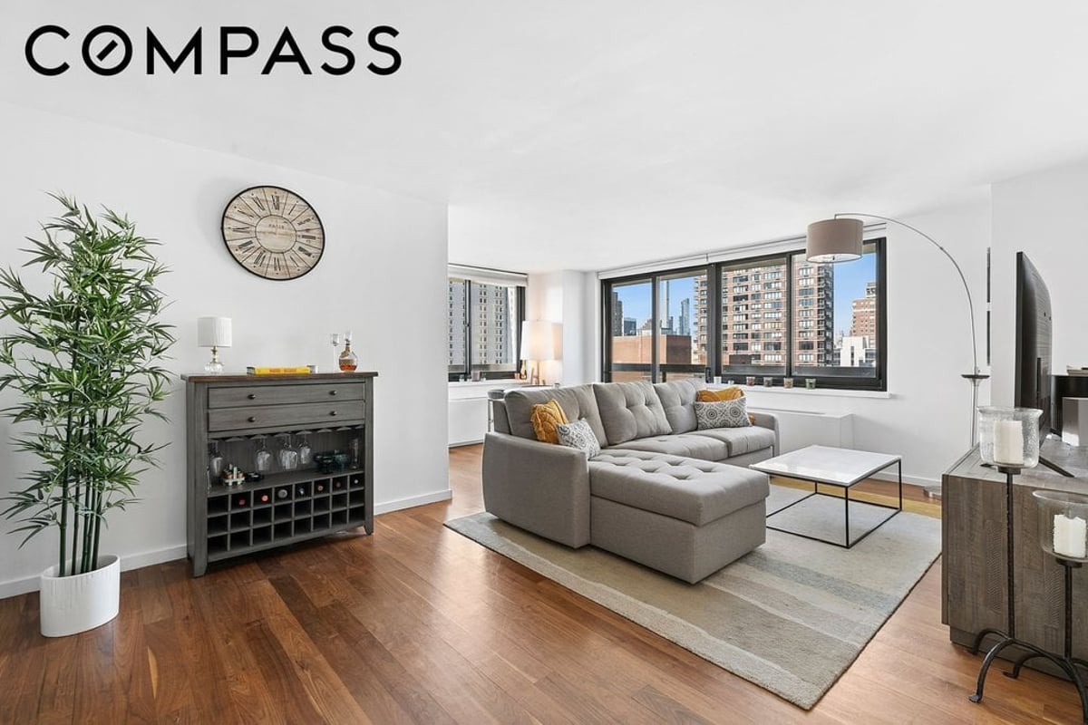 Photo for 515 East 72 - 515 East 72nd Street Condominium in Upper East Side, Manhattan