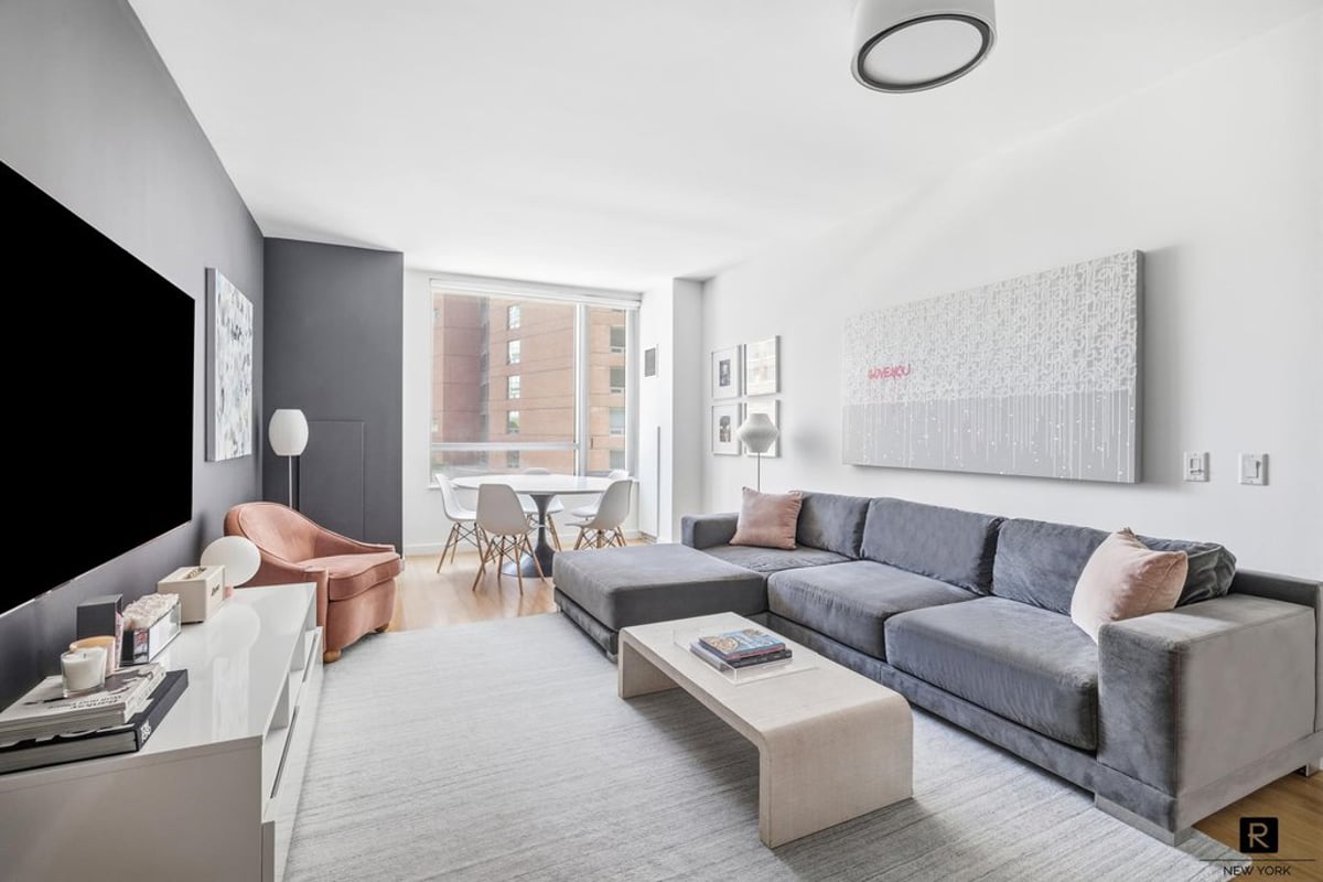 Photo for Riverhouse, One Rockefeller Park - 2 River Terrace Condominium in Battery Park City, Manhattan