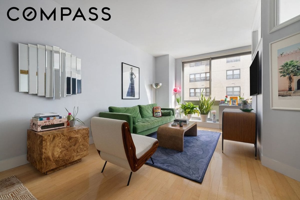 Photo for 242 East 25th Street - 242 East 25th Street Cooperative in Gramercy Park, Manhattan