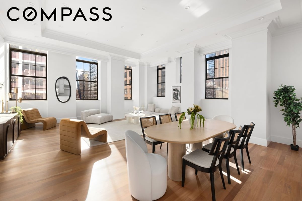 Photo for The Beekman Regent - 351 East 51St Street Condominium in Midtown East, Manhattan
