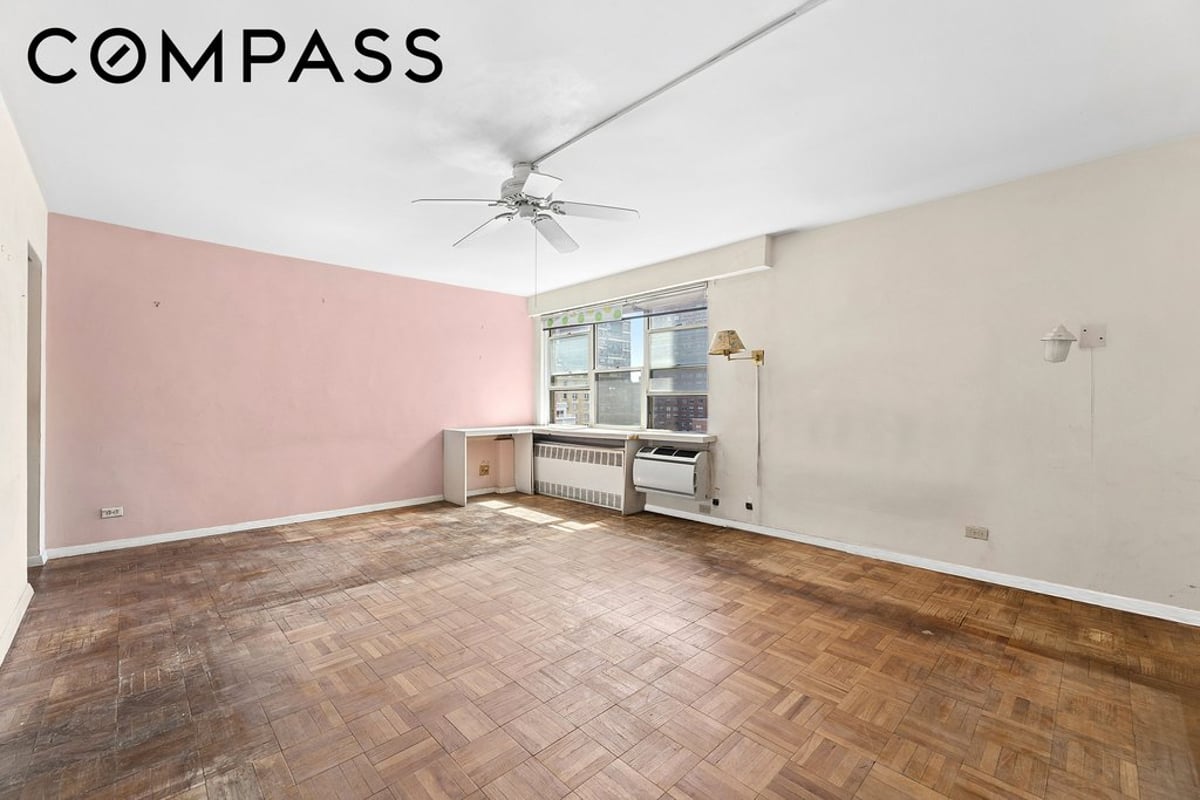 Photo for The Gemstone - 235 West End Avenue Condominium in Upper West Side, Manhattan