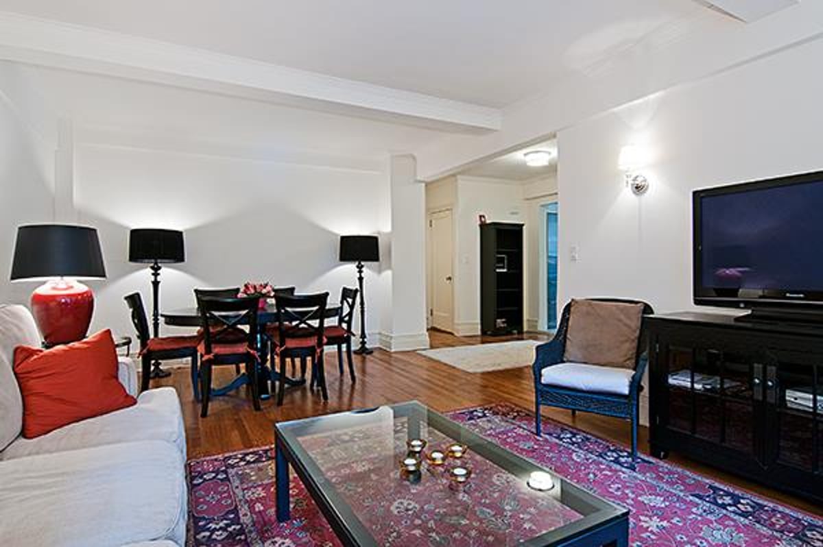 Photo for 865 UN Plaza - 865 United Nations Plaza Condominium in Midtown East, Manhattan