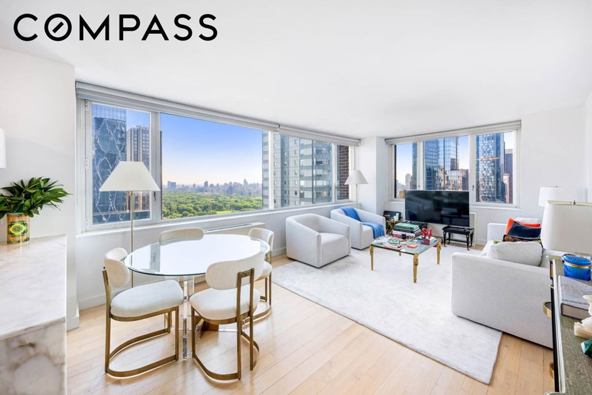 Photo for The Sheffield - 322 W 57th Street Condominium in Midtown West, Manhattan