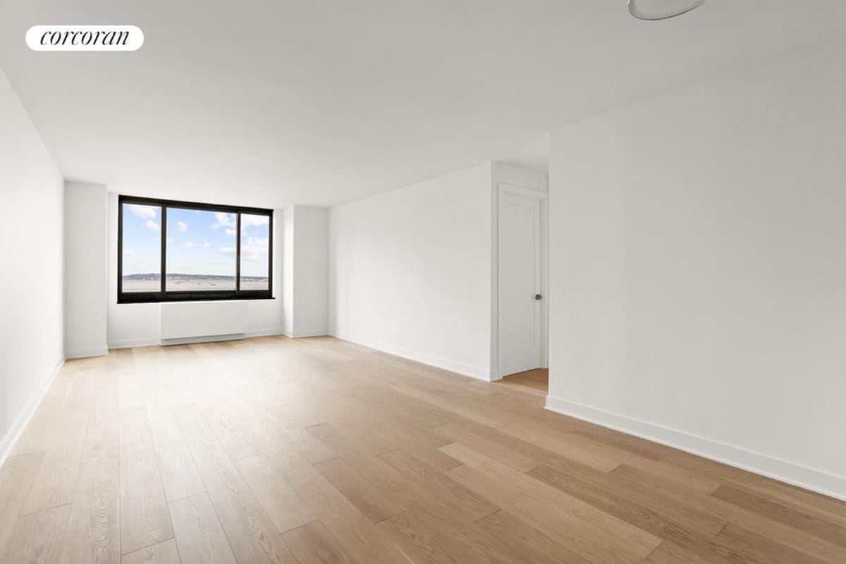 Photo for Liberty Court - 200 Rector Place Condominium in Battery Park City, Manhattan