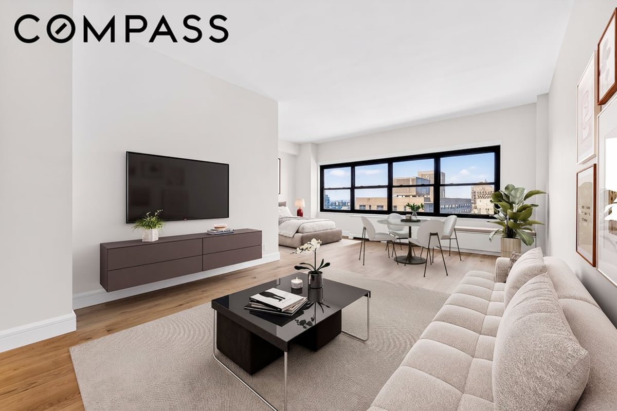 Photo for Lincoln Towers - 160 West End Avenue Condominium in Upper West Side, Manhattan