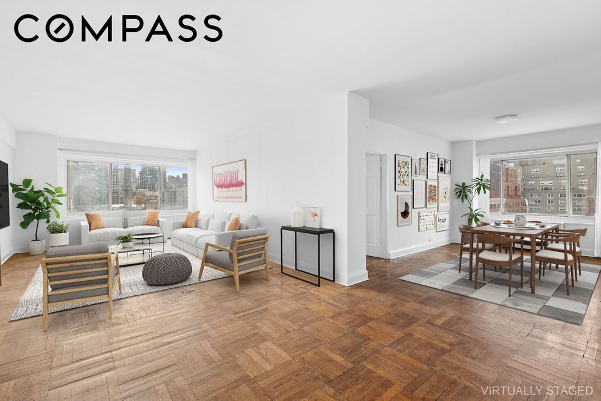 Photo for 10 East End Avenue - 10 East End Avenue Cooperative in Upper East Side, Manhattan