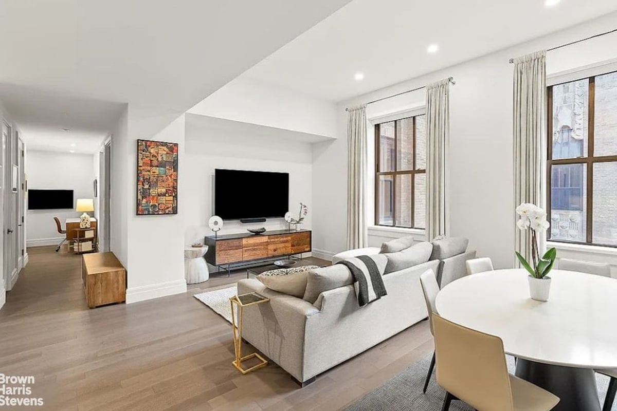 Photo for 100 Barclay - 100 Barclay Street Condominium in Tribeca, Manhattan