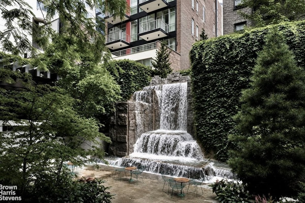 Photo for 211 East 51st Street - 211 East 51St Street Condominium in Turtle Bay, Manhattan