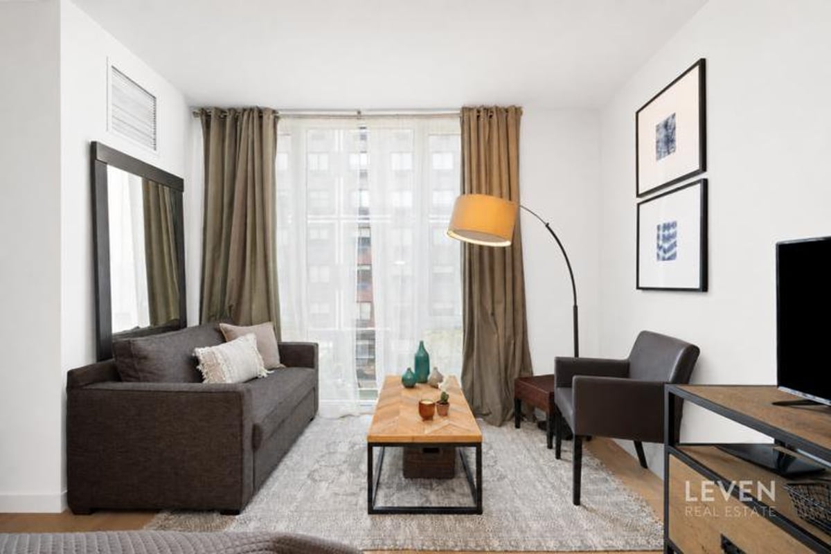 Photo for 540 West - 540 West 49th Street Condominium in Midtown West, Manhattan