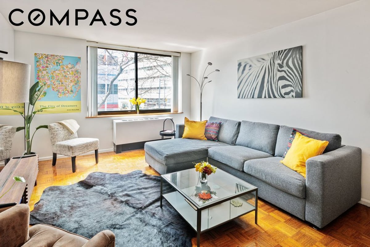 Photo for Greenwich Court - 275 Greenwich Street Condominium in Tribeca, Manhattan