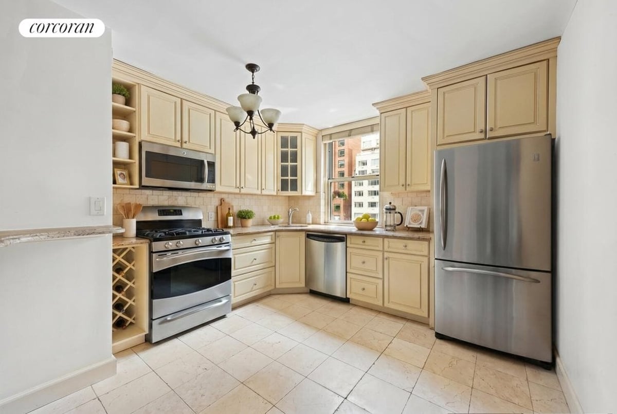 Photo for Blair House - 200 East 58th Street Condominium in Midtown East, Manhattan