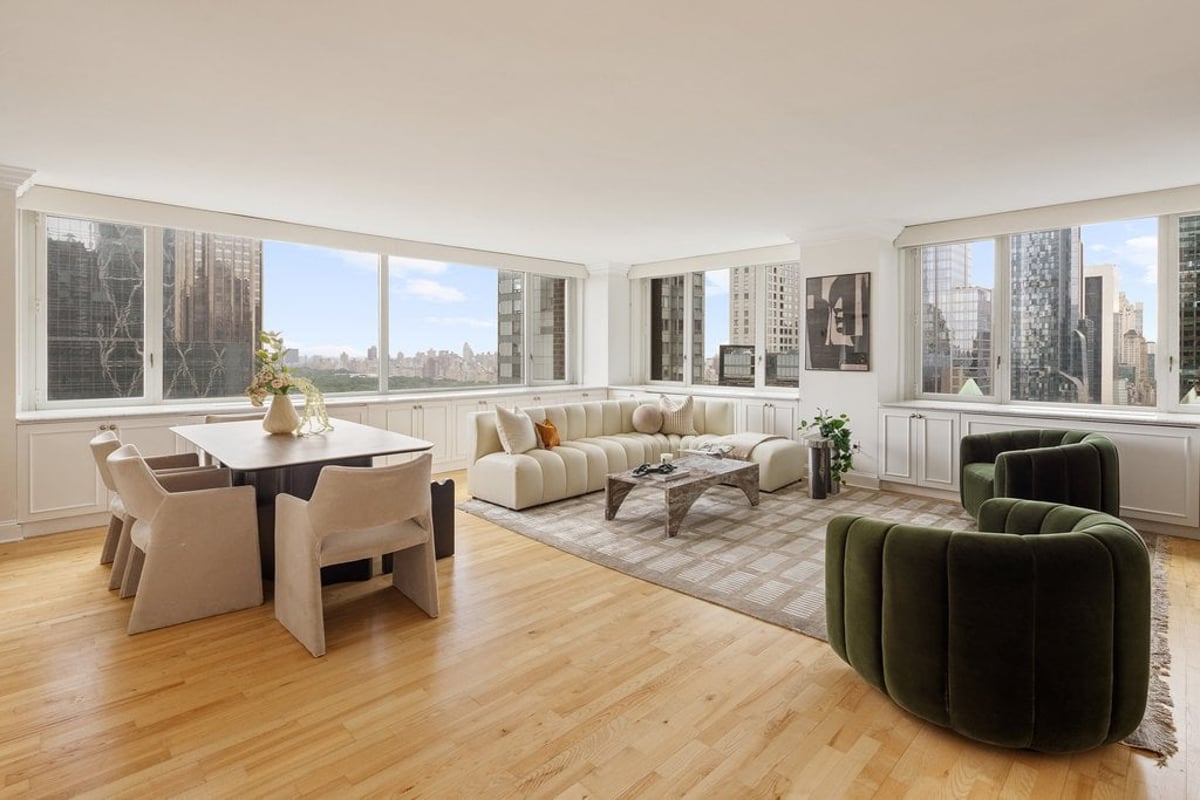 Photo for The Sheffield - 322 W 57th Street Condominium in Midtown West, Manhattan