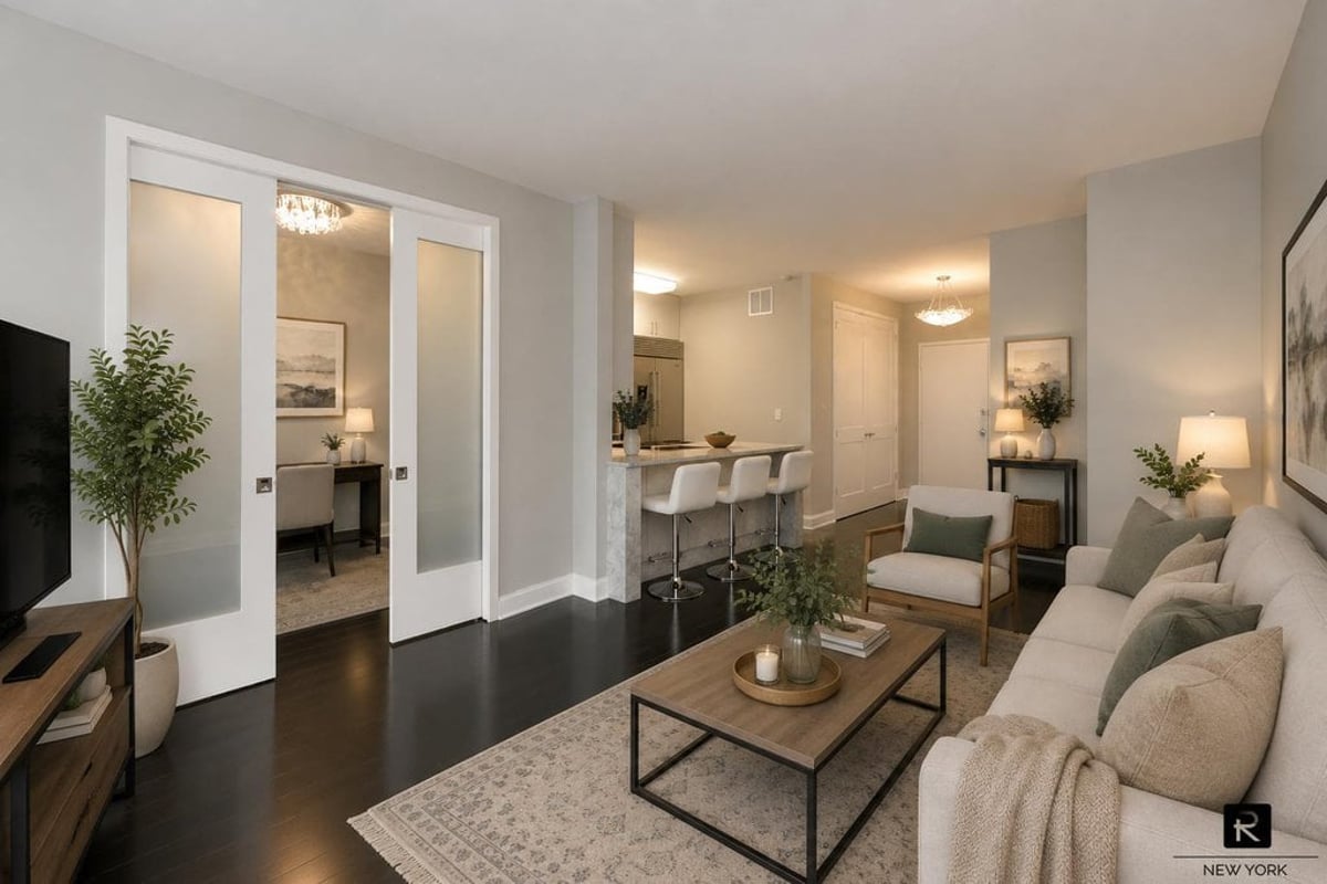 Photo for Tower 58 - 58 West 58th Street Condominium in Midtown, Manhattan