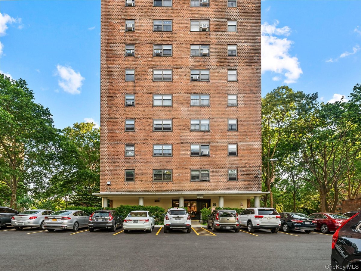 Photo for 33-34 Crescent Street - 33-34 Crescent Street Cooperative in Astoria, Queens