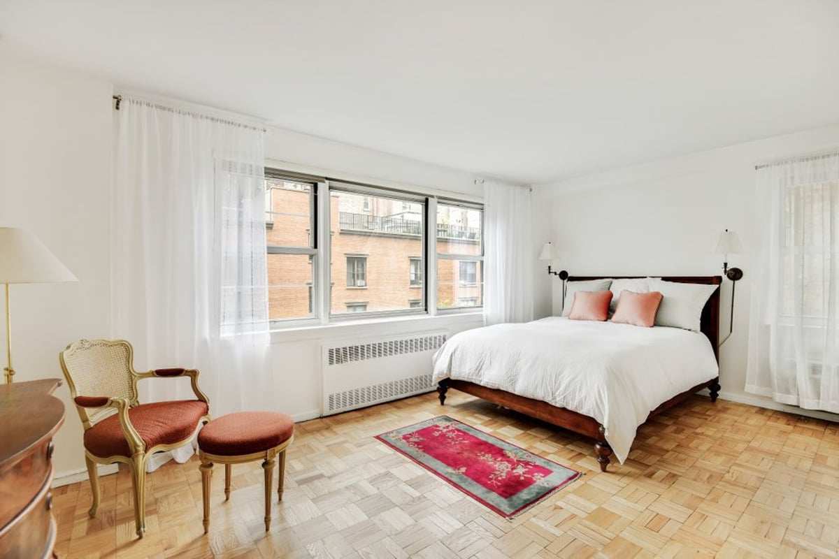 Photo for 39 Gramercy Park - 39 Gramercy Park North Cooperative in Gramercy Park, Manhattan