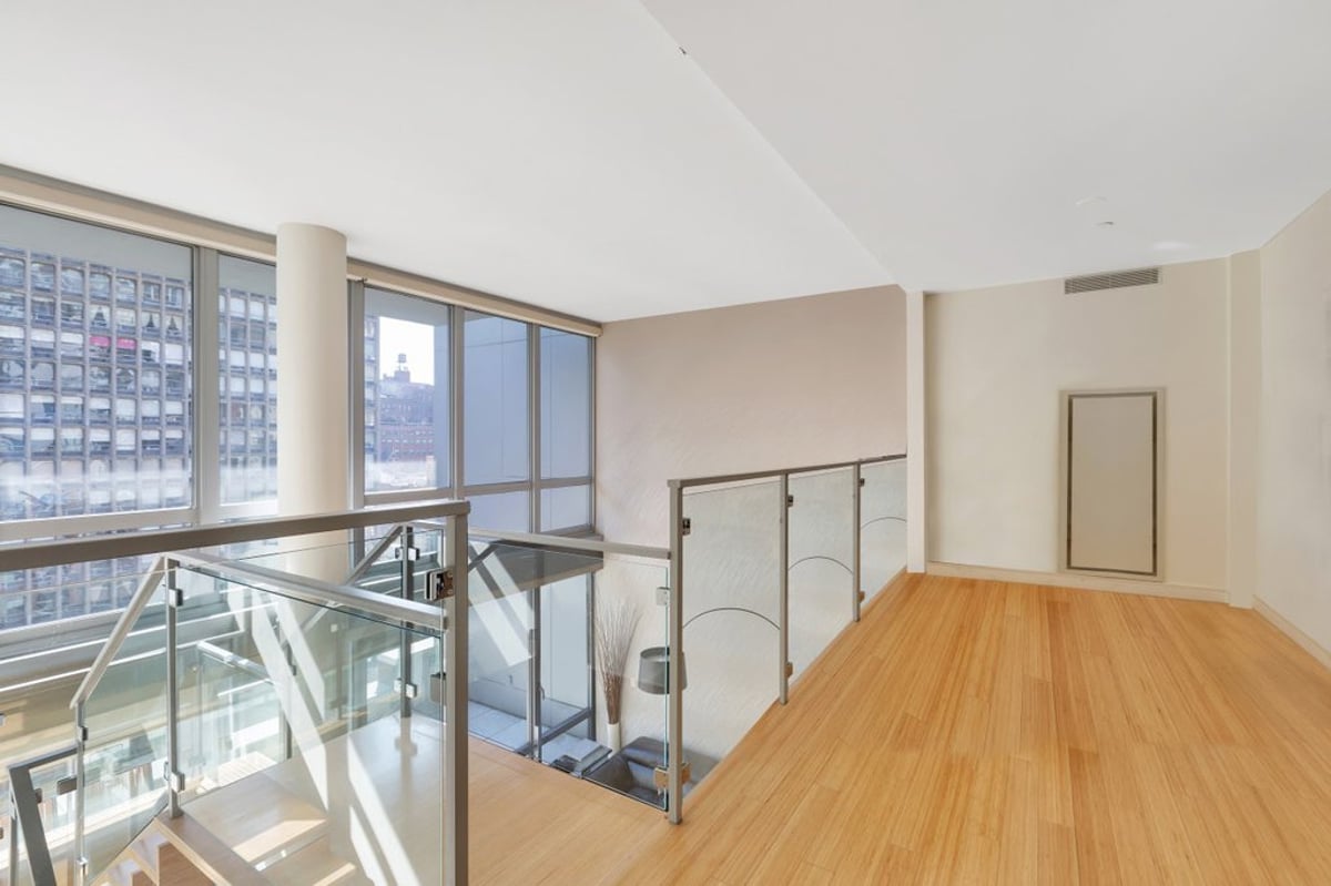 Photo for 303 East 33rd Street - 303 East 33rd Street Condominium in Murray Hill, Manhattan