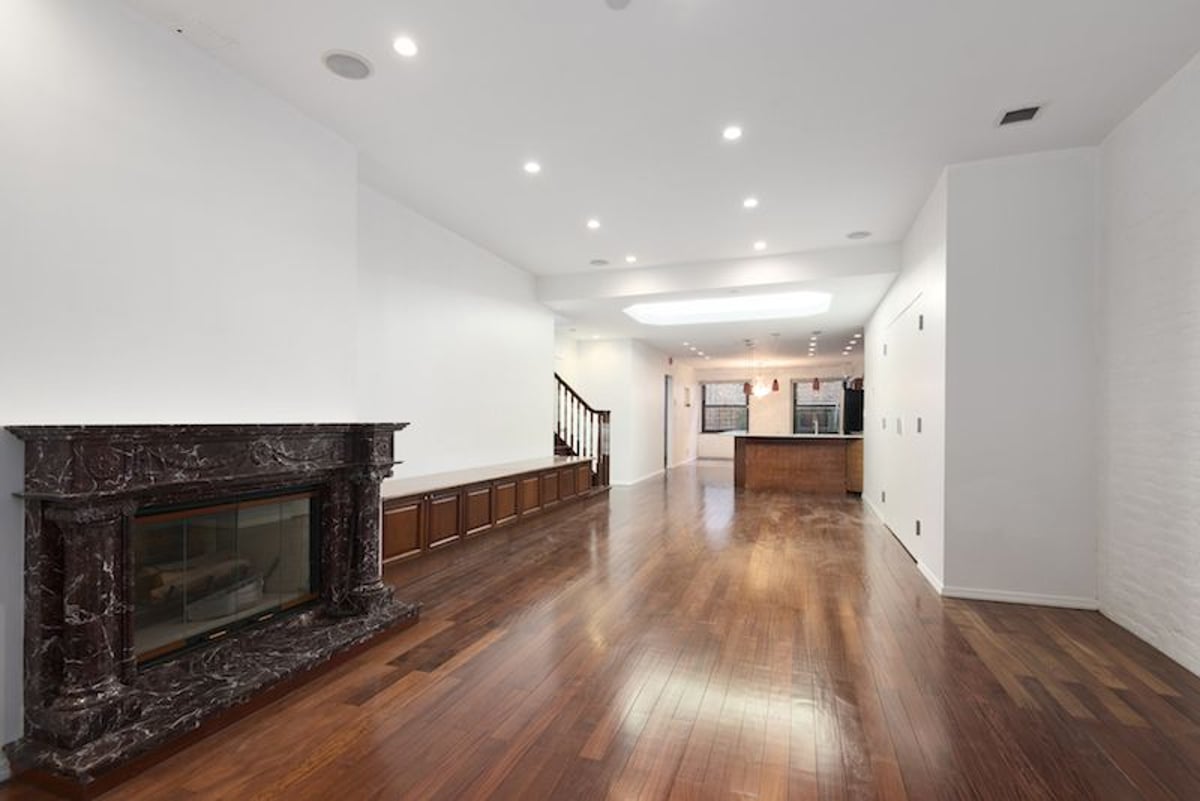 Photo for 81 WHITE STREET - 81 White Street Condominium in Tribeca, Manhattan