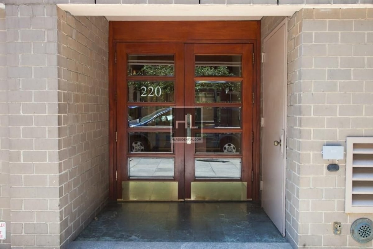 Photo for 220 EAST 24 STREET - 220 East 24th Street Rental Building in Kips Bay, Manhattan