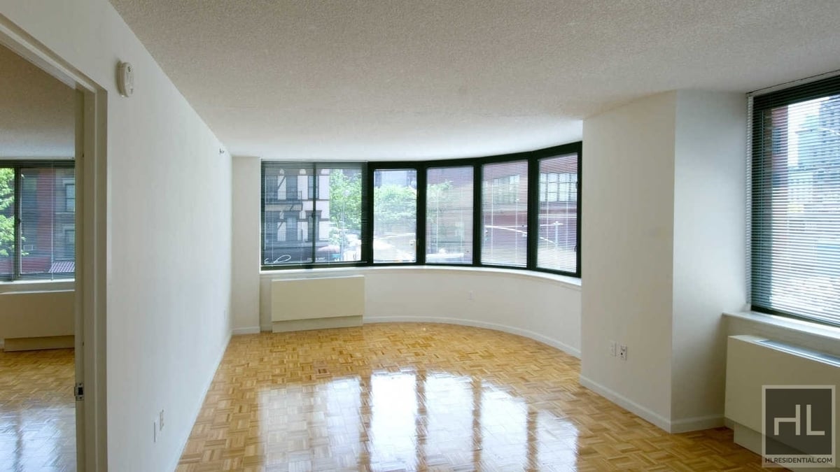 Photo for Archstone West 54th - 505 West 54th Street Rental Building in Hell's Kitchen, Manhattan