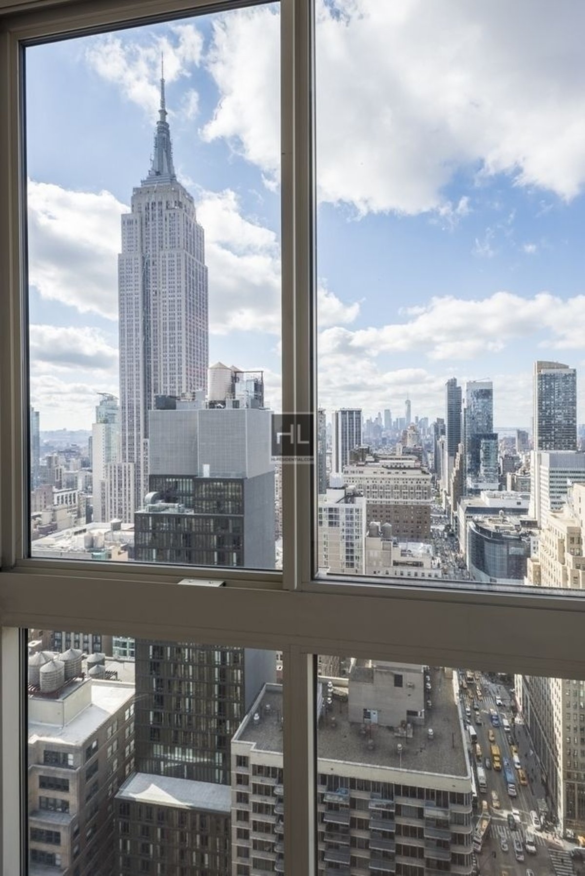 BEAUTIFUL CORNERUNIT ** 1BEDROOM/1BATHROOM ** LUXURY APARTMENT