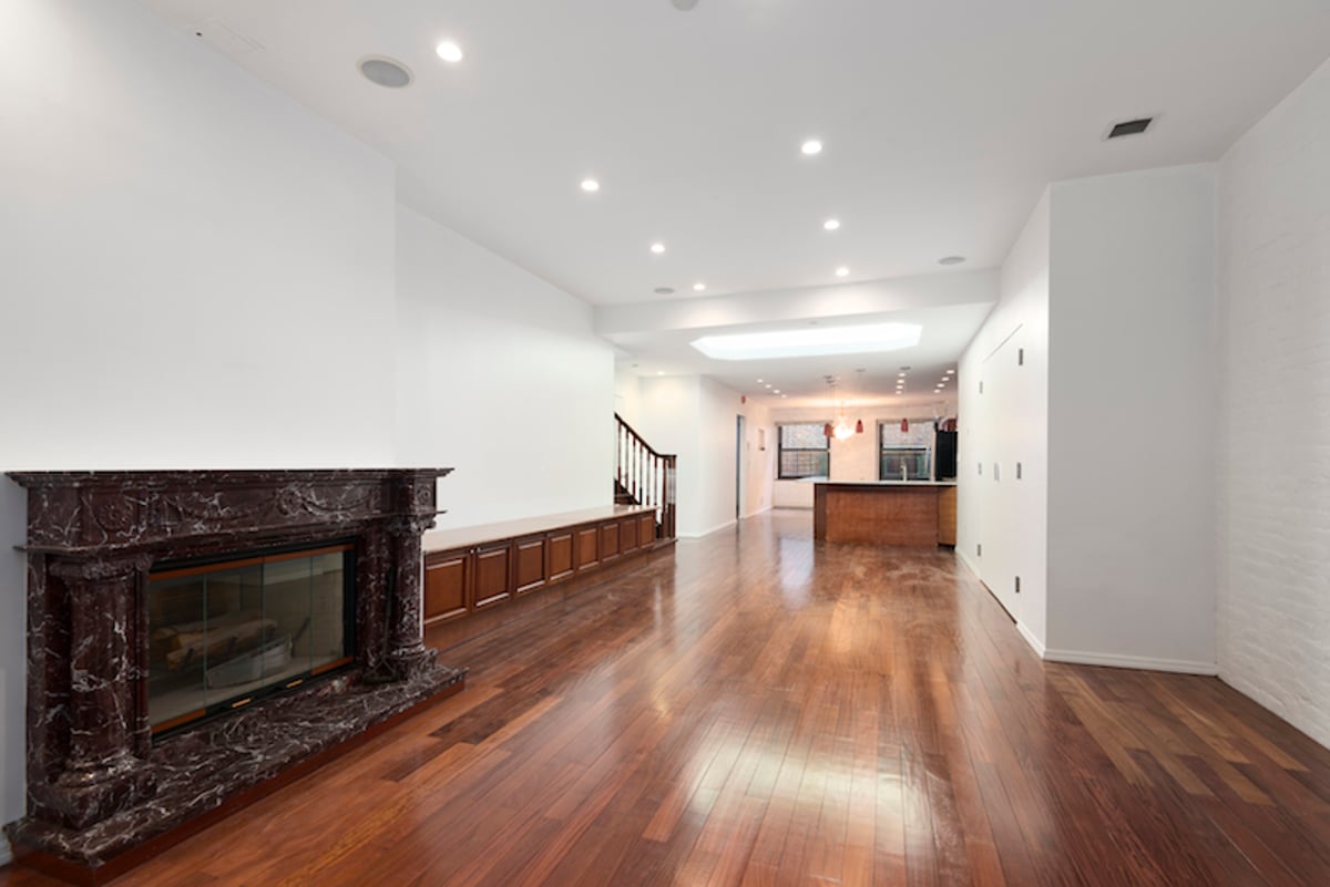 Photo for 81 WHITE STREET - 81 White Street Condominium in Tribeca, Manhattan