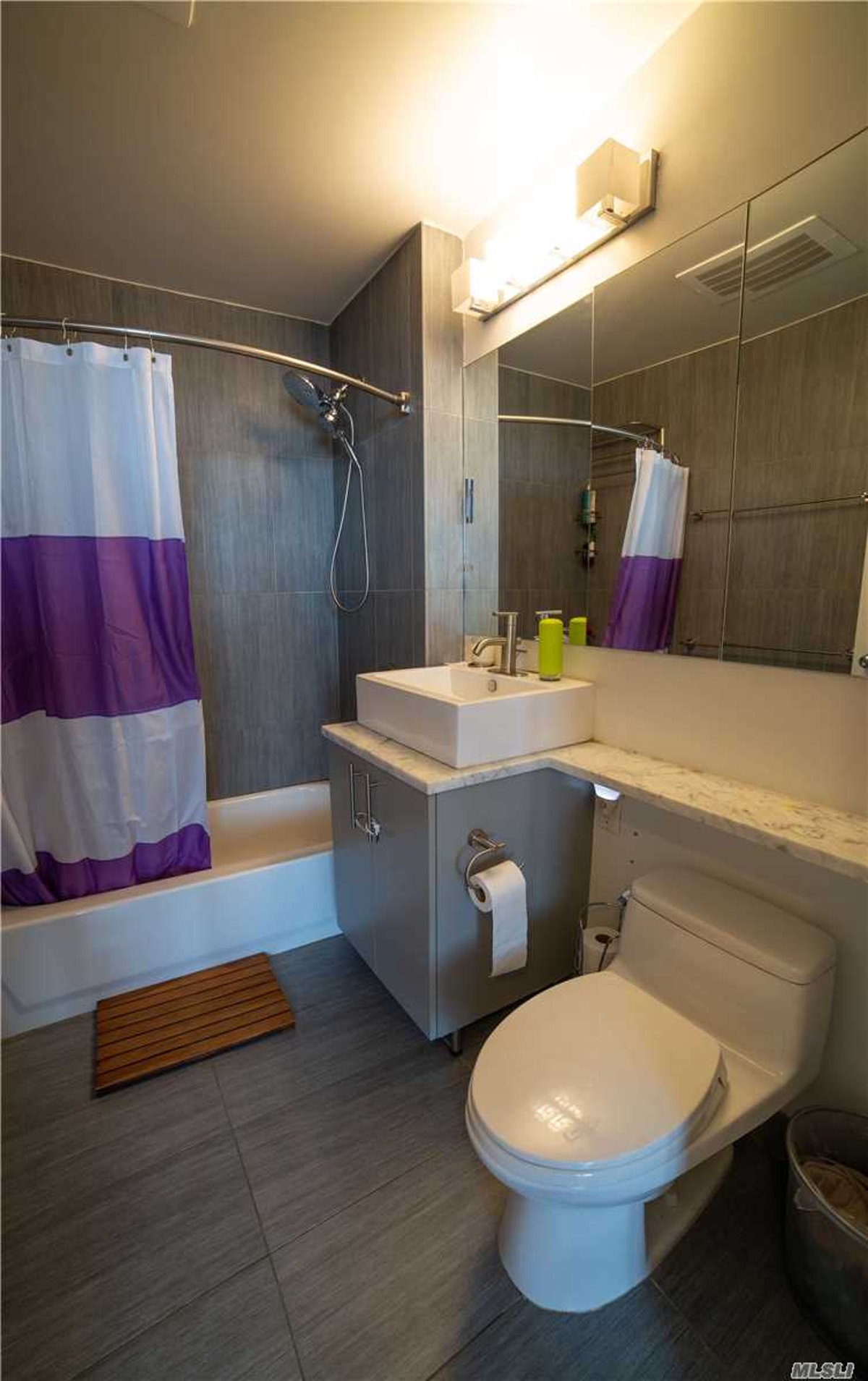 Photo for One Hunters Point - 5-49 Borden Avenue Condominium in Long Island City, Queens