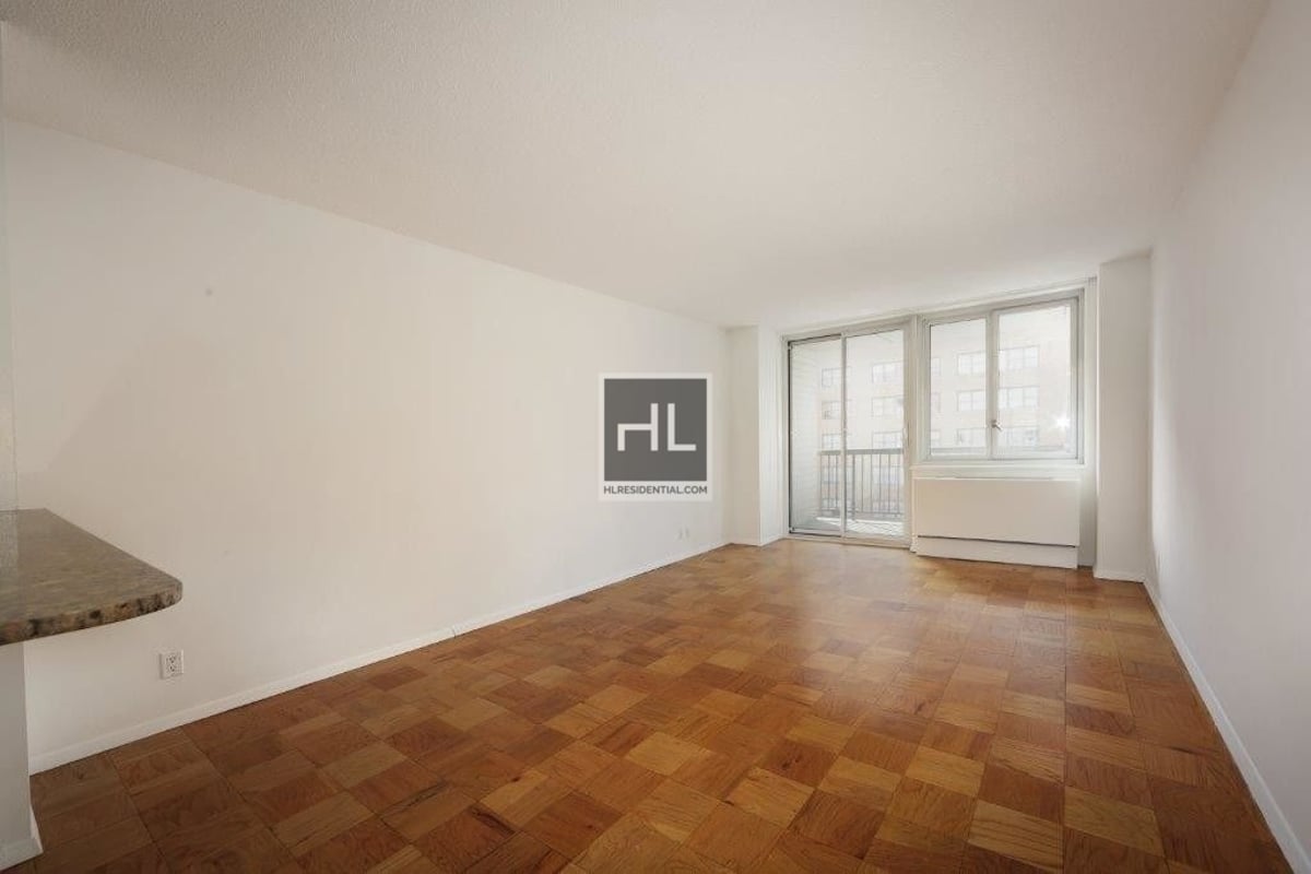 Photo for The Murray Hill - 115 East 34th Street Rental Building in Murray Hill, Manhattan