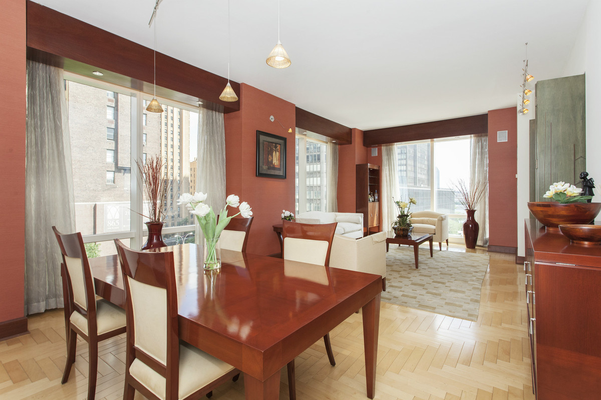 Photo for Trump World Tower - 845 United Nations Plaza Condominium in Midtown East, Manhattan
