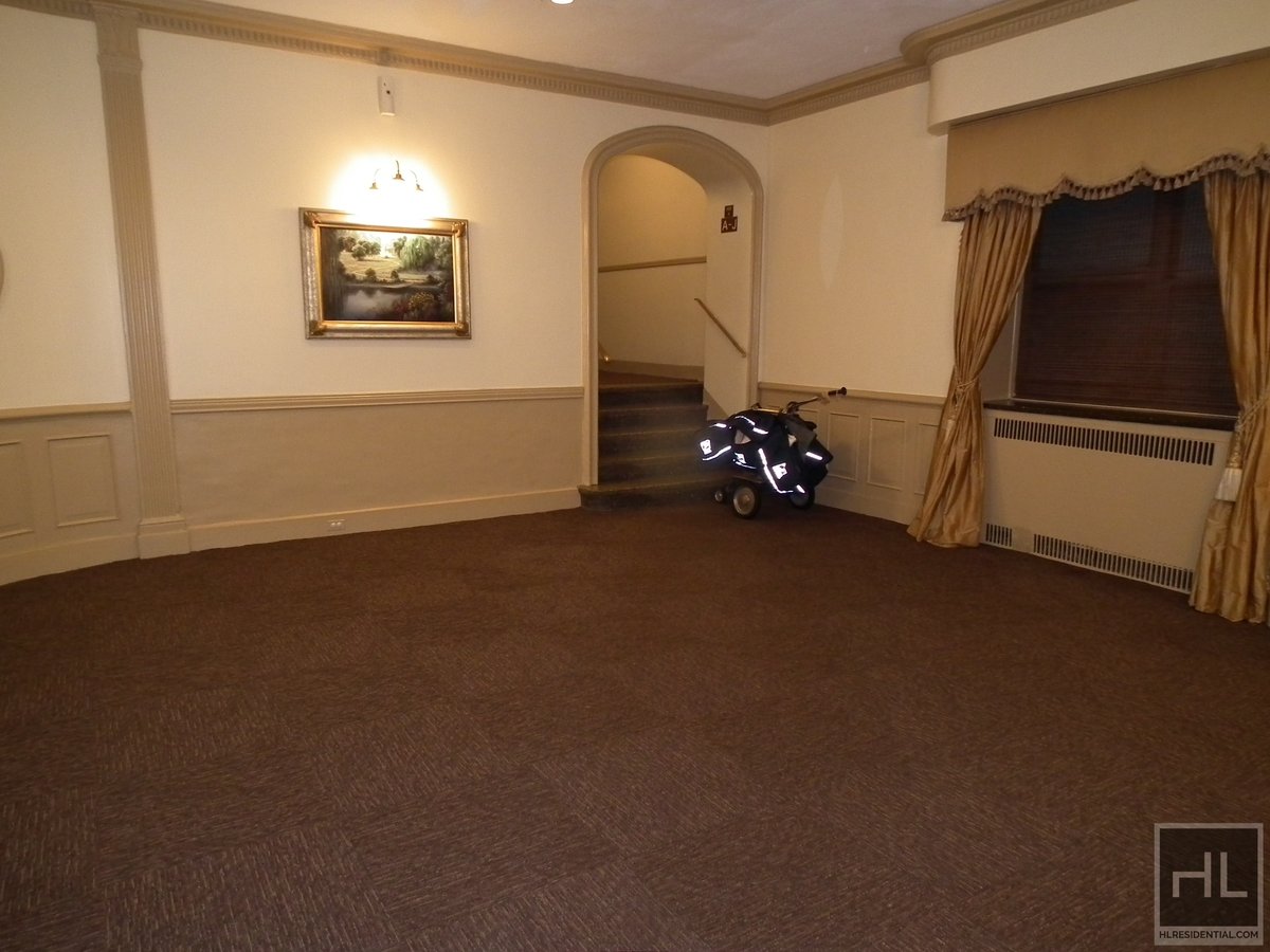 BEAUTIFUL AND VERY LARGE 1 BEDROOM 19 STREET/DITMAS PARK Rental NYC