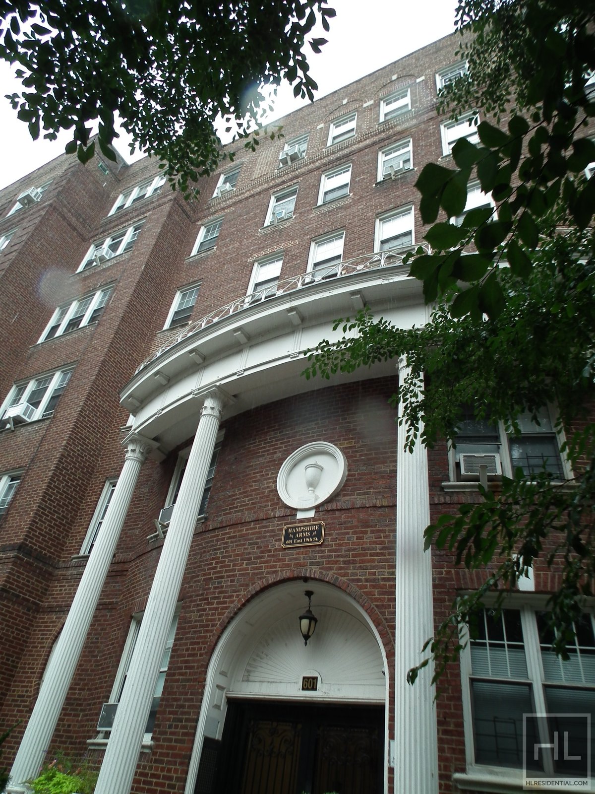 BEAUTIFUL AND VERY LARGE 1 BEDROOM 19 STREET/DITMAS PARK Rental NYC